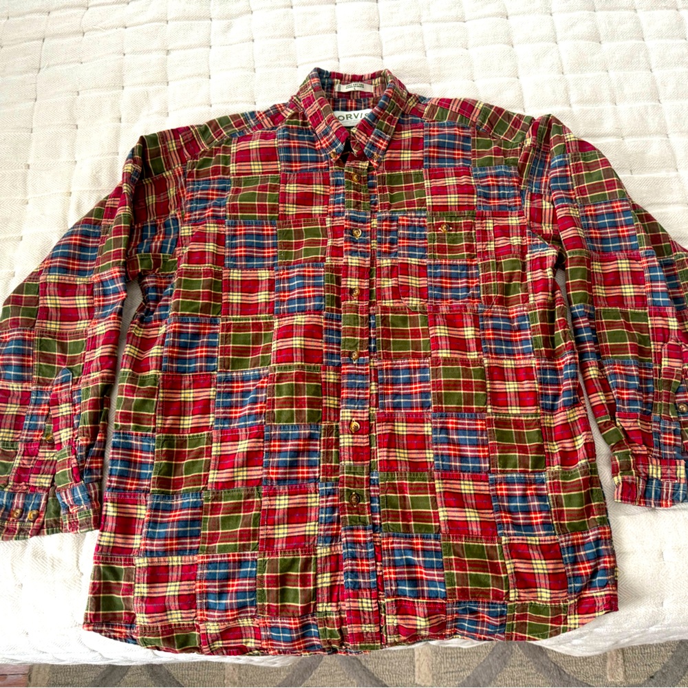 Men’s Orvis Patchwork button down shirt, great condition. Size Large.